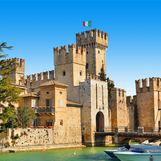 Het kasteel Scaliger in Sirmione, Italië