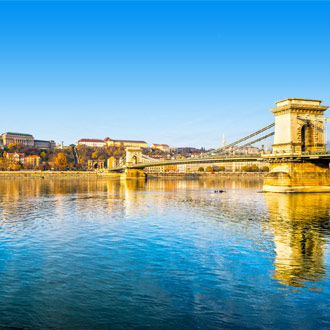 Kettingbrug in Budapest over de Donau Hongarije