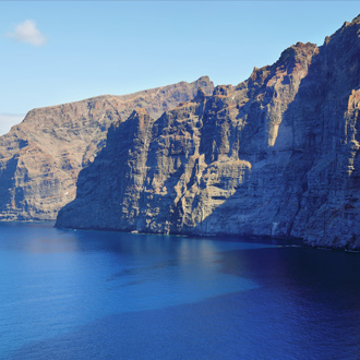 Uitzicht op de cliff Los Gigantes op Tenerife, Canarische Eilanden