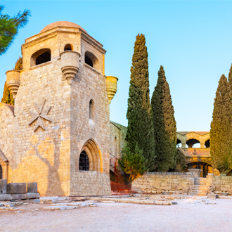 Middeleeuws klooster van Filerimos op de Akropolis van Ialyssos nabij Trianda