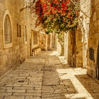 Oude alley in Joodse wijk in Jeruzalem, Israël