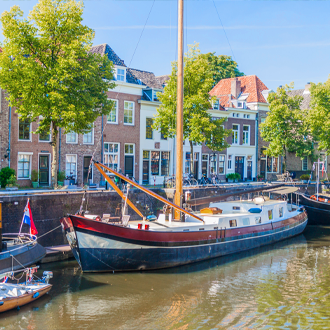 Oude haven in Den Bosch Nederland 