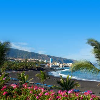 Playa Jardin zwart zandstrand Puerto de la Cruz Tenerife
