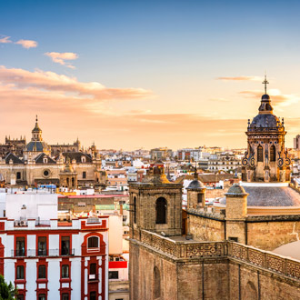 Skyline van de stad Sevilla in Spanje