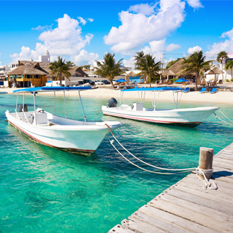 Strandboten van Puerto Morelos in Mayan Riviera, Yucatan, Mexico