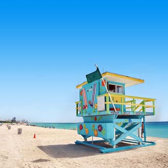 Strandwachtershuisje op het strand van South Beach in Miami
