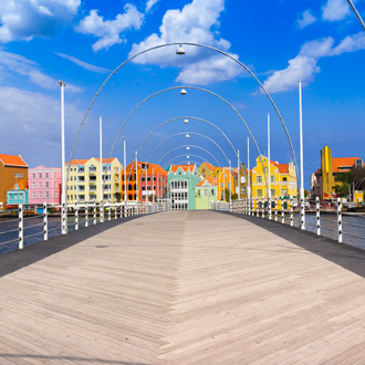 Drijvende brug in Willemstad, Curacao