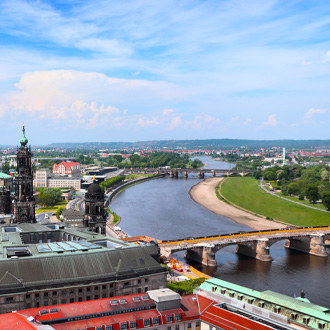 Luchtfoto van de stad Dresden in de Sachsen Staat