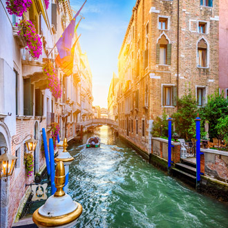 Smal kanaal in Venetie
