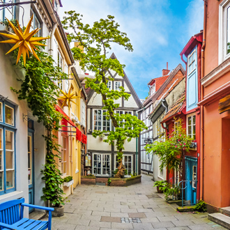 Foto van kleurrijke huizen in historisch Schnoor-Viertel in Bremen