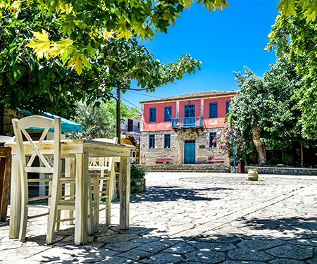 <p>Sfeervolle taverne in Athytos</p>