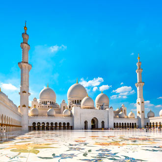Sheikh Zayed Moskee in Abu Dhabi: één van de mooiste en grootste moskeeën ter wereld!