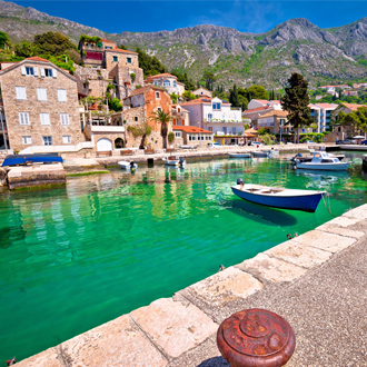 Idyllisch dorp Mlini in de archipel van Dubrovnik