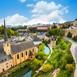 Uitzicht over de Abbey de Neumunster in Luxemburg