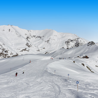 Hintertuxer gletsjer en skipistes in Tirol Oostenrijk