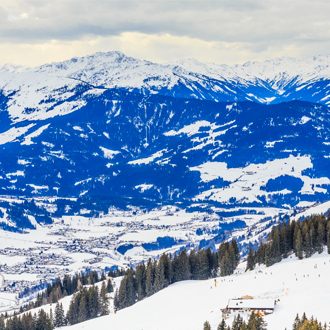Bergen met sneeuw in de winter, Westendorf, Tirol, Oostenrijk
