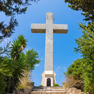 Kruis op Filerimos berg in Ialyssos Rhodos