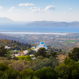Uitzicht van het dorpje Zia in de richting Tigaki op het eiland Kos, Griekenland