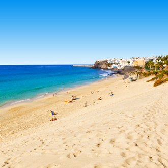 Strand wit zand in Morro Jable op Fuerteventura