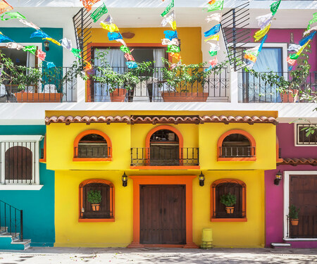 <p>Kleurrijke huizen in Puerto Vallarta</p>