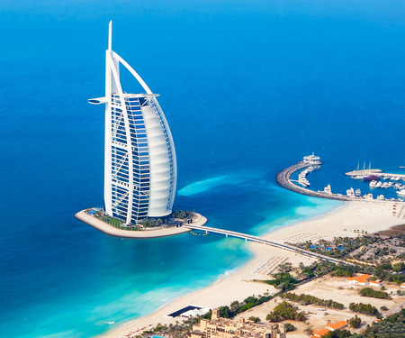 <p>Hotel Burj Al Arab in Dubai</p>