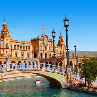 <p>Plaza de Espana in Sevilla</p>