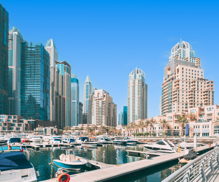 <p>Dubai marina uitzicht over boten</p>