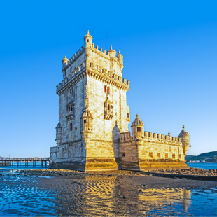 Torre de Belém ligt in de wijk van de school uit opdracht 2