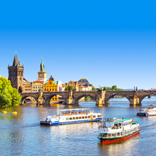 Uitzicht op de Karelsbrug