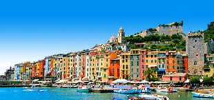 Stad aan het water in Italie
